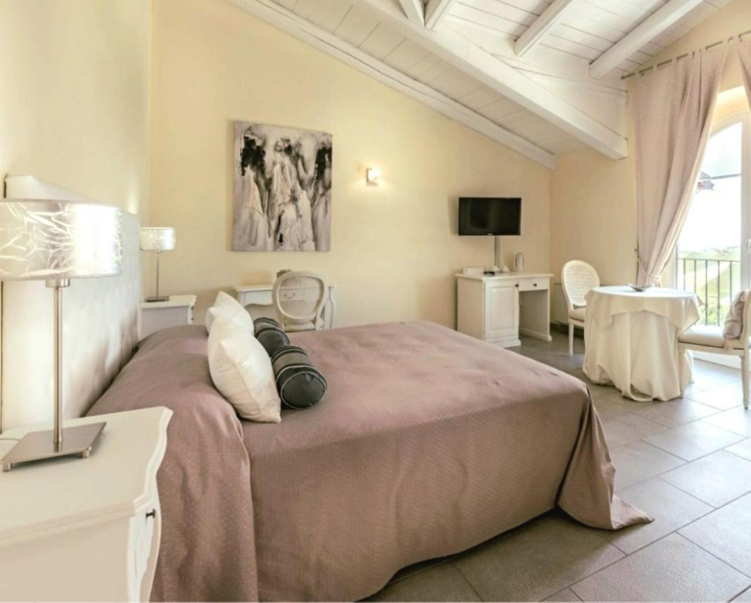Locanda San Giorgio Neviglie Habitación foto